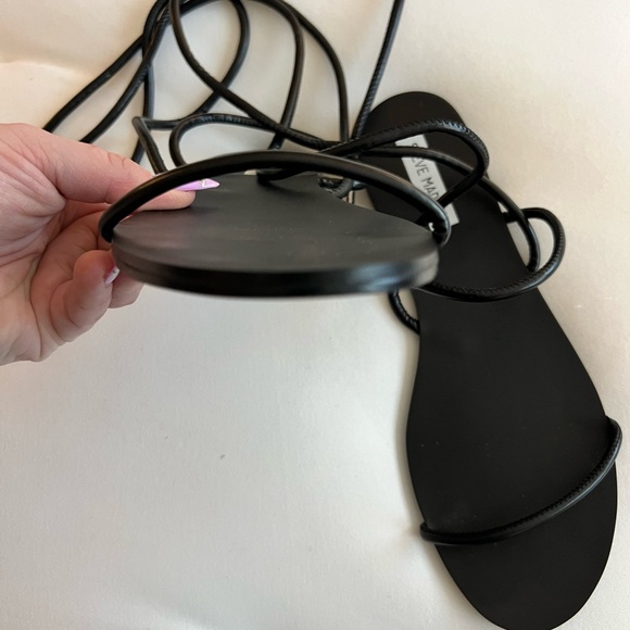 Steve Madden Black Lace-Up Minimalist Flat Sandals - Picture 6 of 9